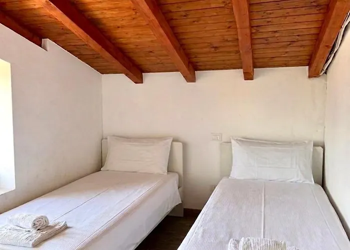 Rustico Maria Full House View Escape Vercana
