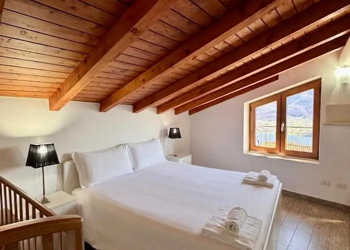 Rustico Maria Full House View Escape *