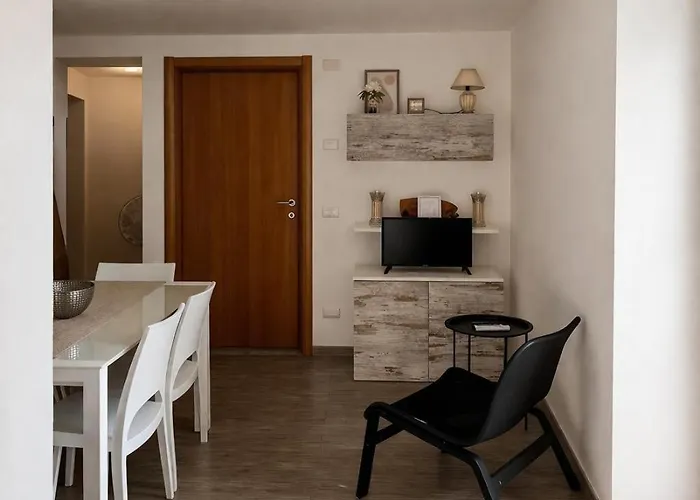Rustico Maria Full House View Escape